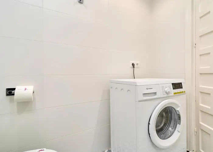 Large One Bed Appartement