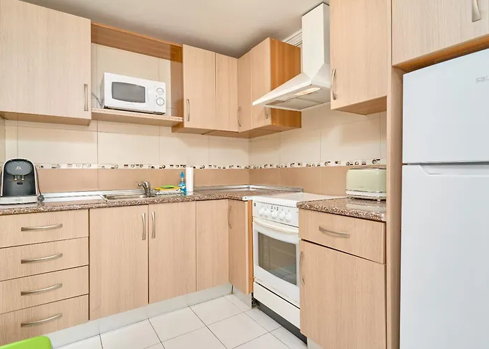 Large One Bed Appartement